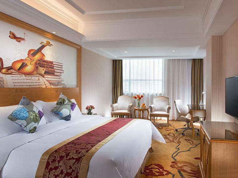 Vienna International Xintang Jean Fangzhicheng Hotel Canton