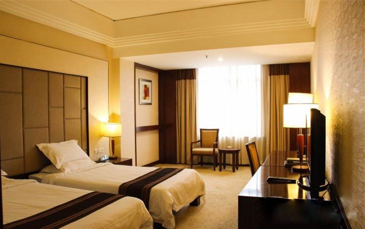 Hotel Huadu New Phoenix Guangzhou