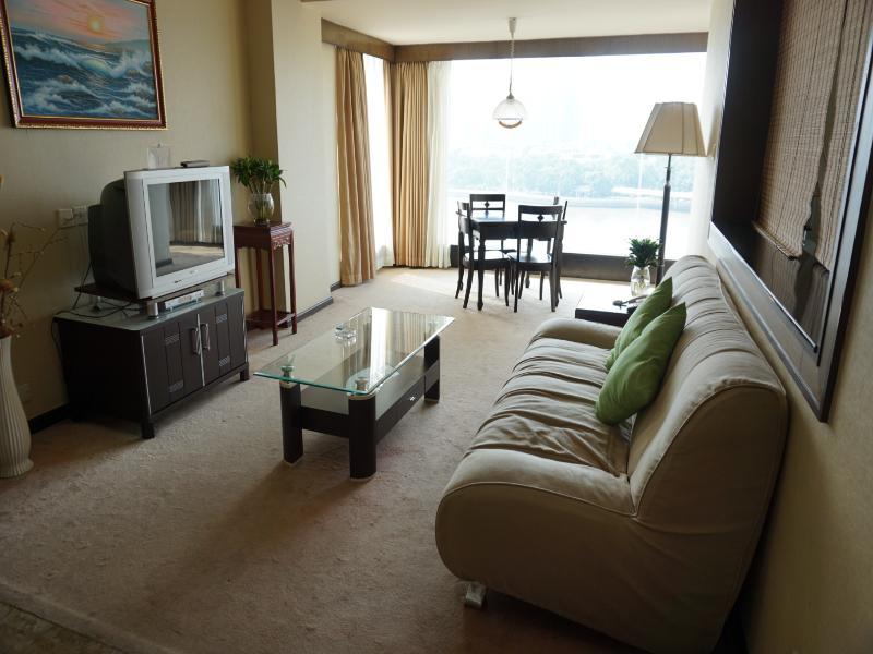 Jiang Yue Hotel 3*