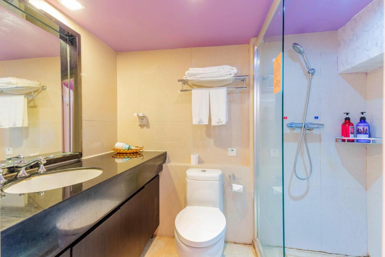 Raffles Executive Apartment: Fair Convenience At Zhengjia Plaza