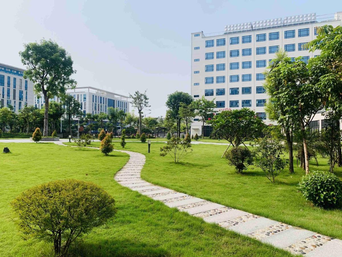 Southern Airlines Pearl Airport Hotel-canton Fair Free Shuttle Bus Hotel 5*