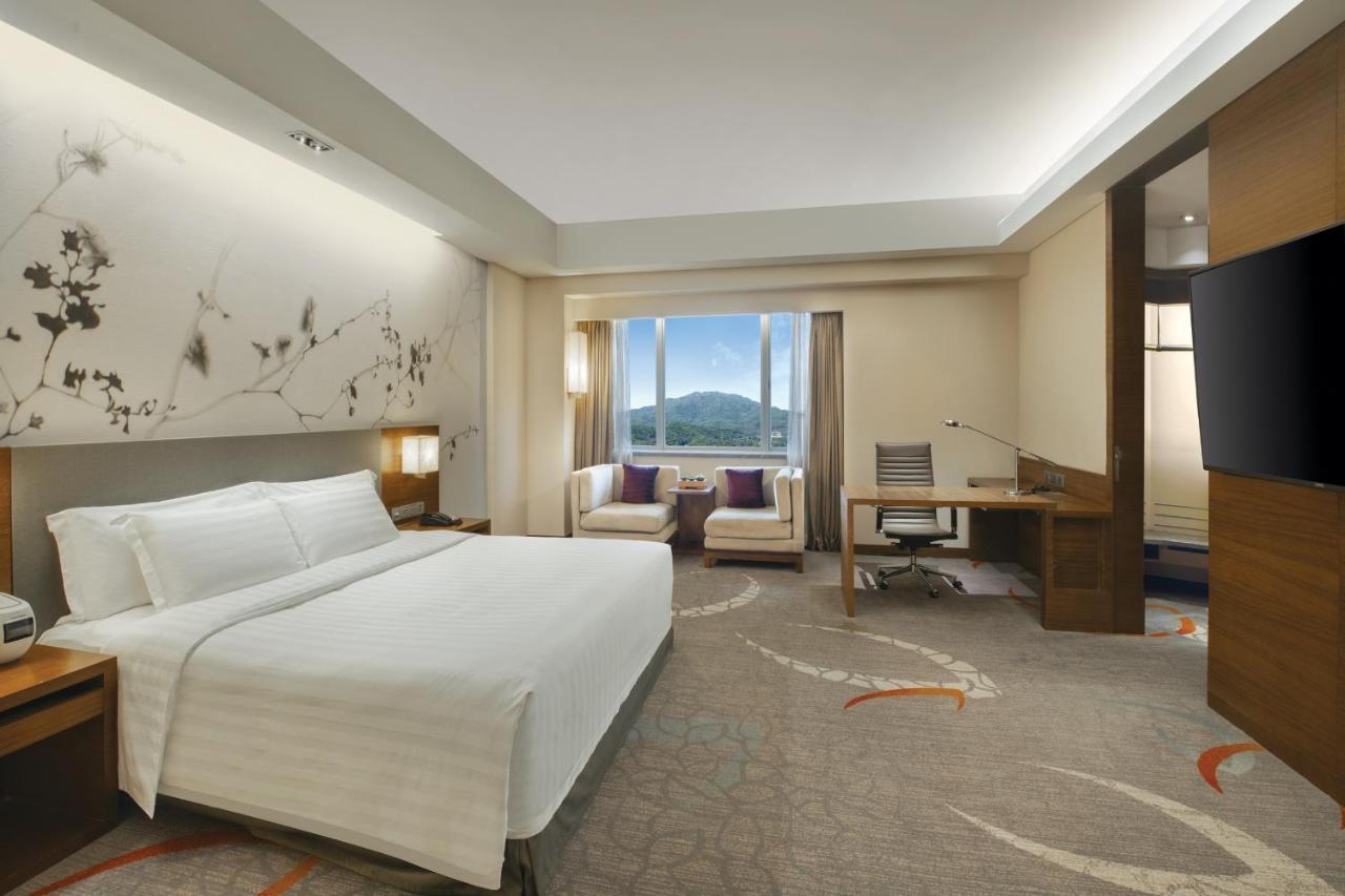 Crowne Plaza Centre By Ihg - Free Shuttle Between And Exhibition Center During Fair & Exhibitor Registration Counter Hotel Canton