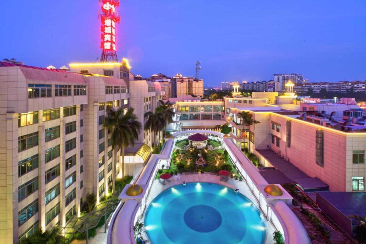 Hotel Zengcheng 4*