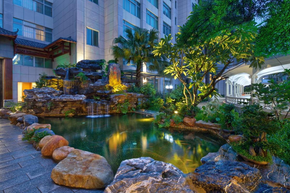 Zengcheng Hotel 4*