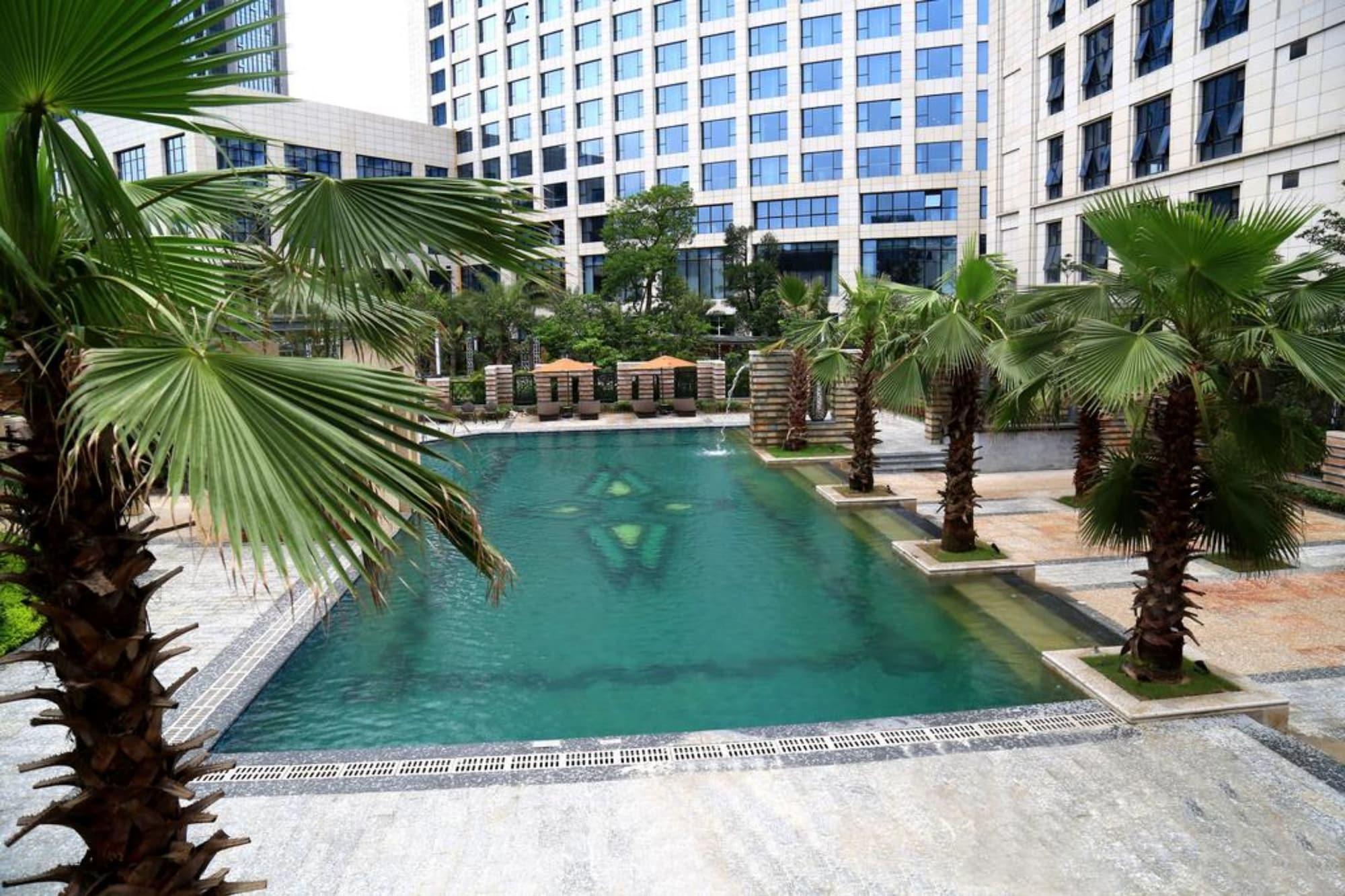 Changfeng Gloria Plaza Guangzhou