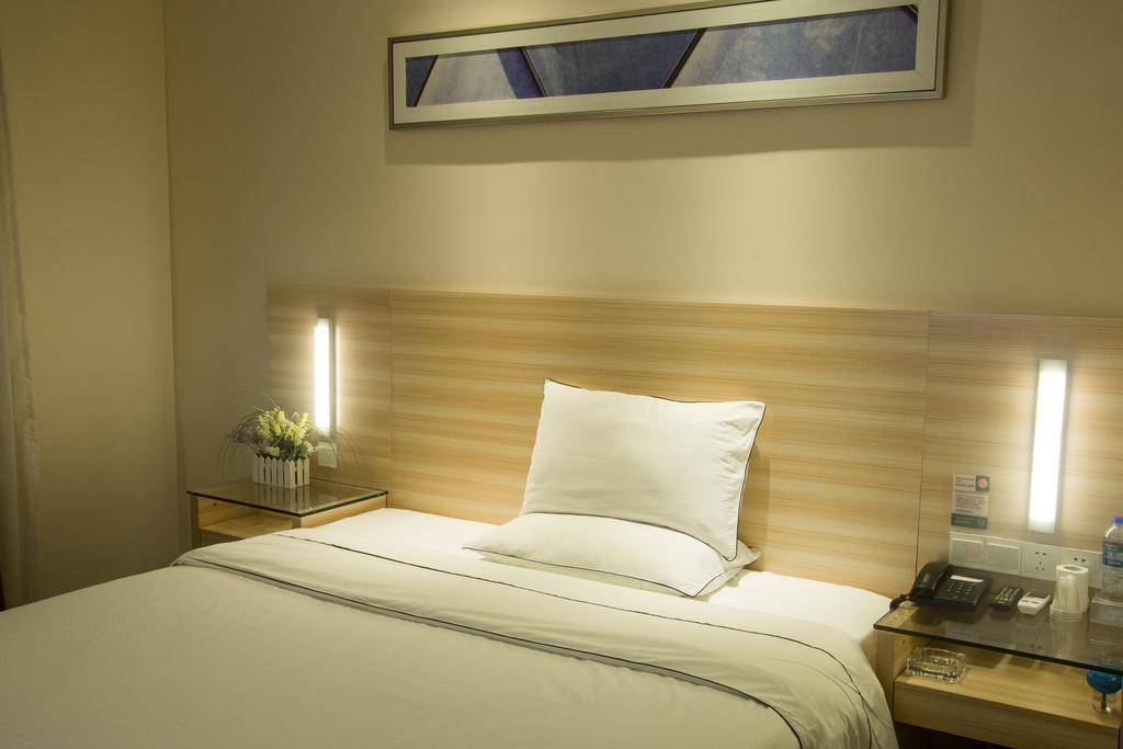 Hotel Convenient Inn（guangzhou Shangxiajiu Pedestrian Street Branch ） 2*
