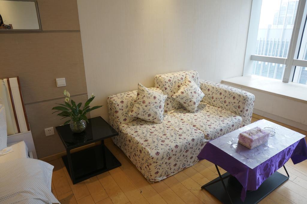Yoyo Wales Apartment *