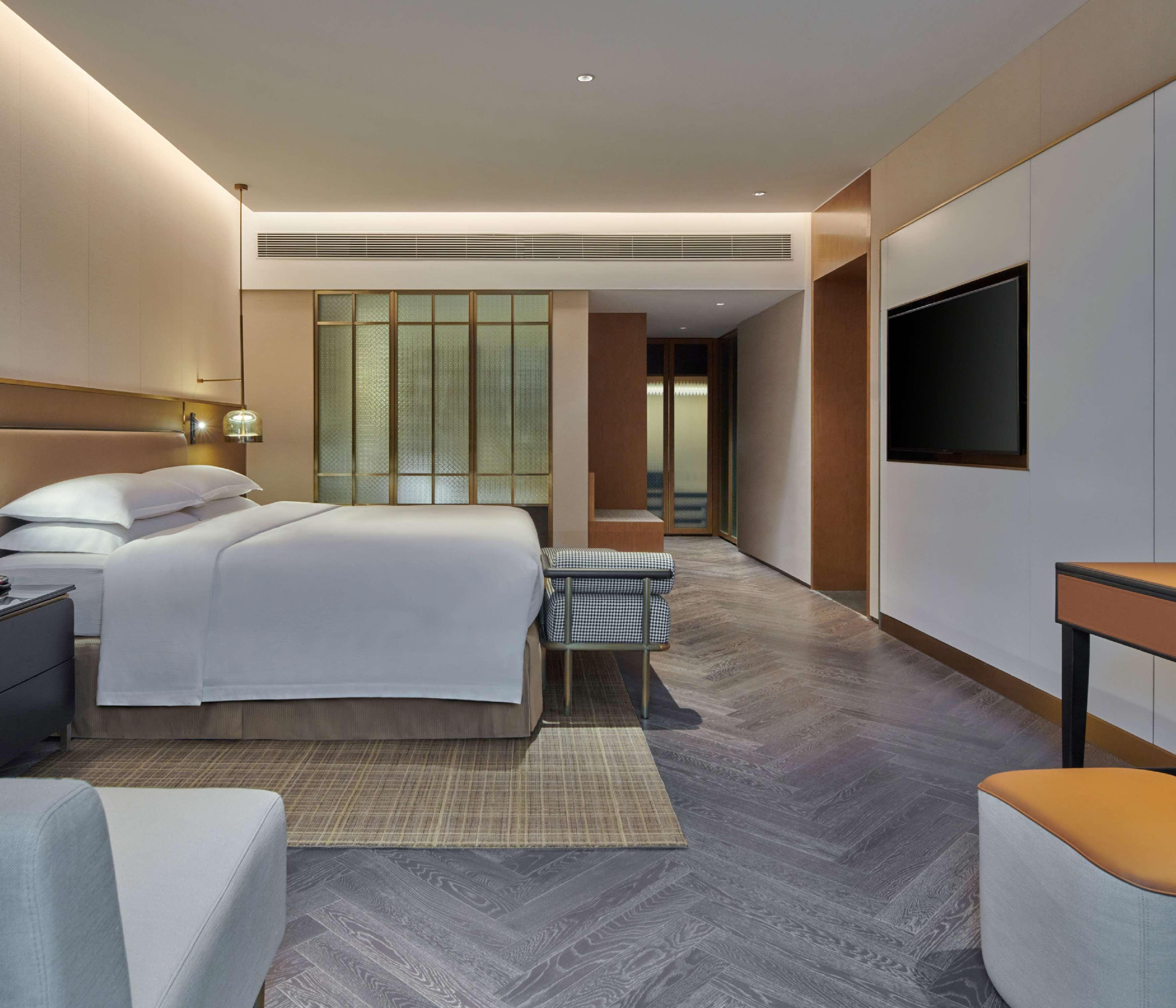 Hotel Hilton Science City, Free Shuttle Bus During Fair Guangzhou