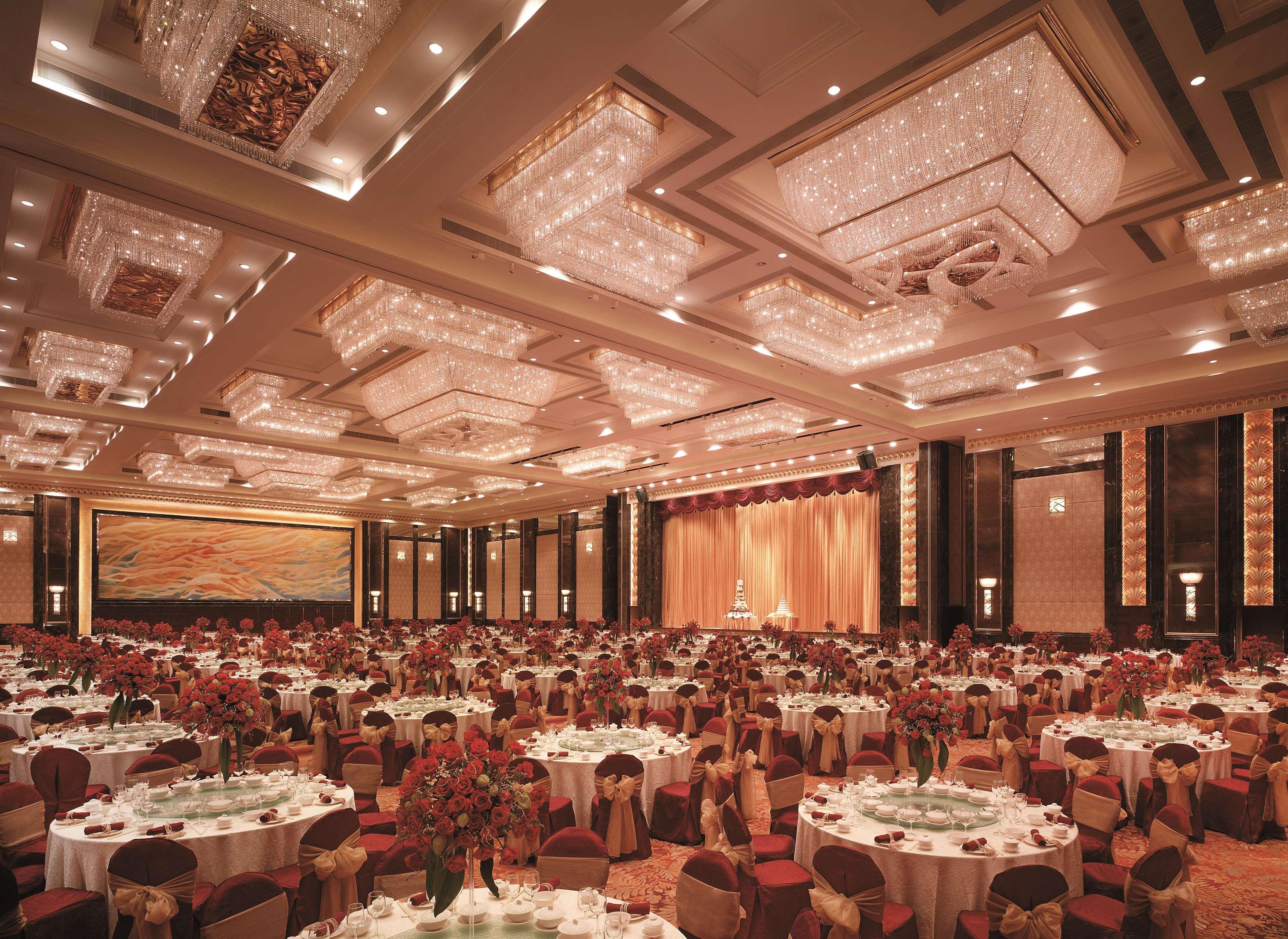 Shangri-la Guangzhou-3 Minutes By Walking To Fair Complex Hotel 5*