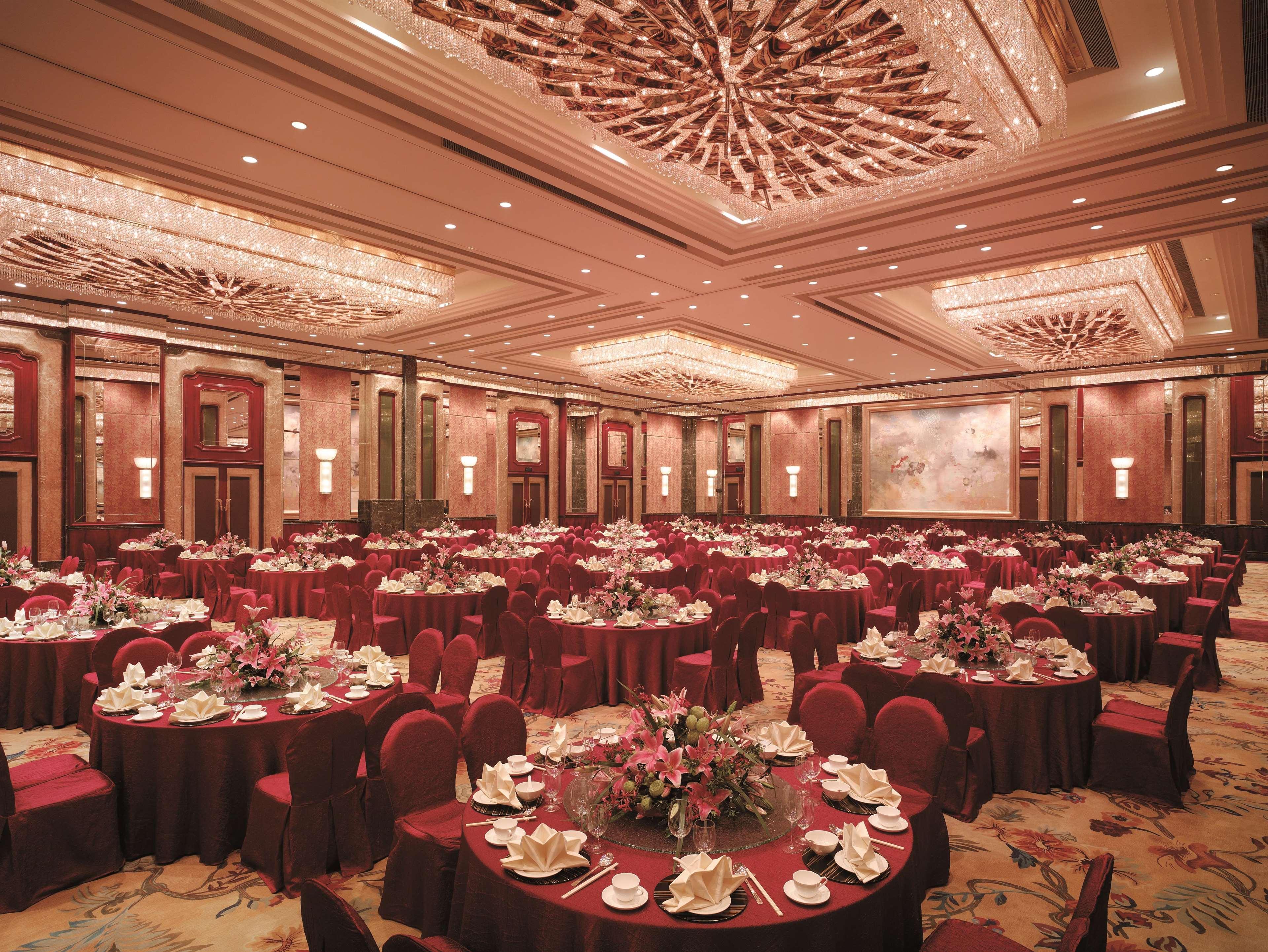 Shangri-la Guangzhou-3 Minutes By Walking To Fair Complex Hotel 5*
