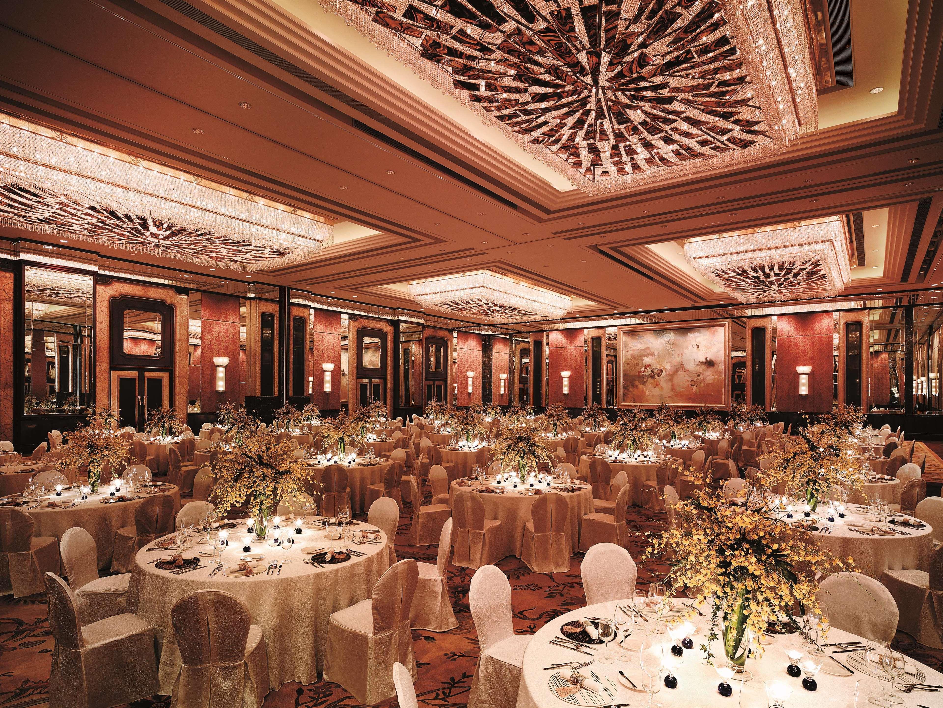 Shangri-la Guangzhou-3 Minutes By Walking To Fair Complex Hotel