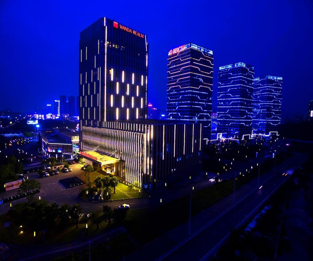 Hotel Wanda Realm Zengcheng 5*