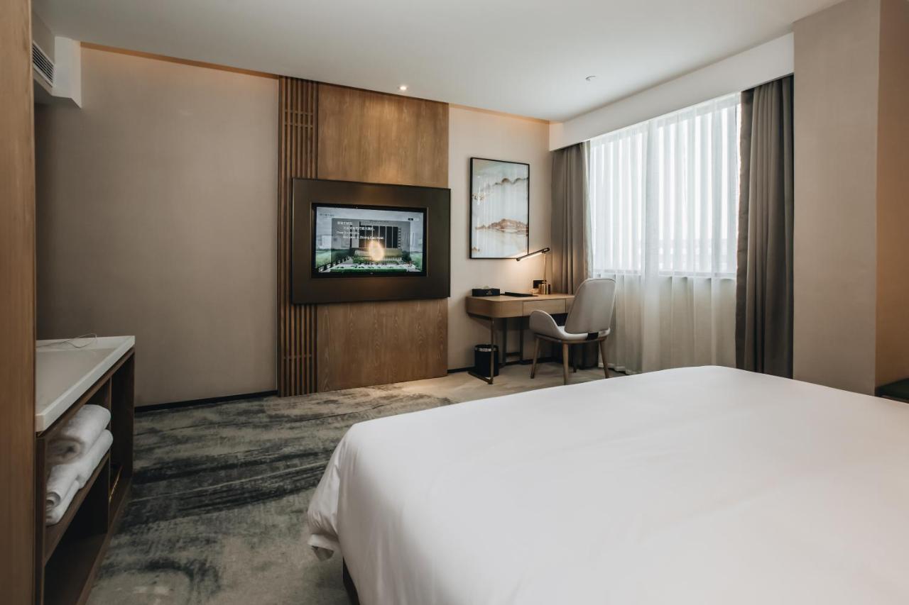 Orienwit Hotel-free Shuttle Bus Fir Fair Hotel Canton
