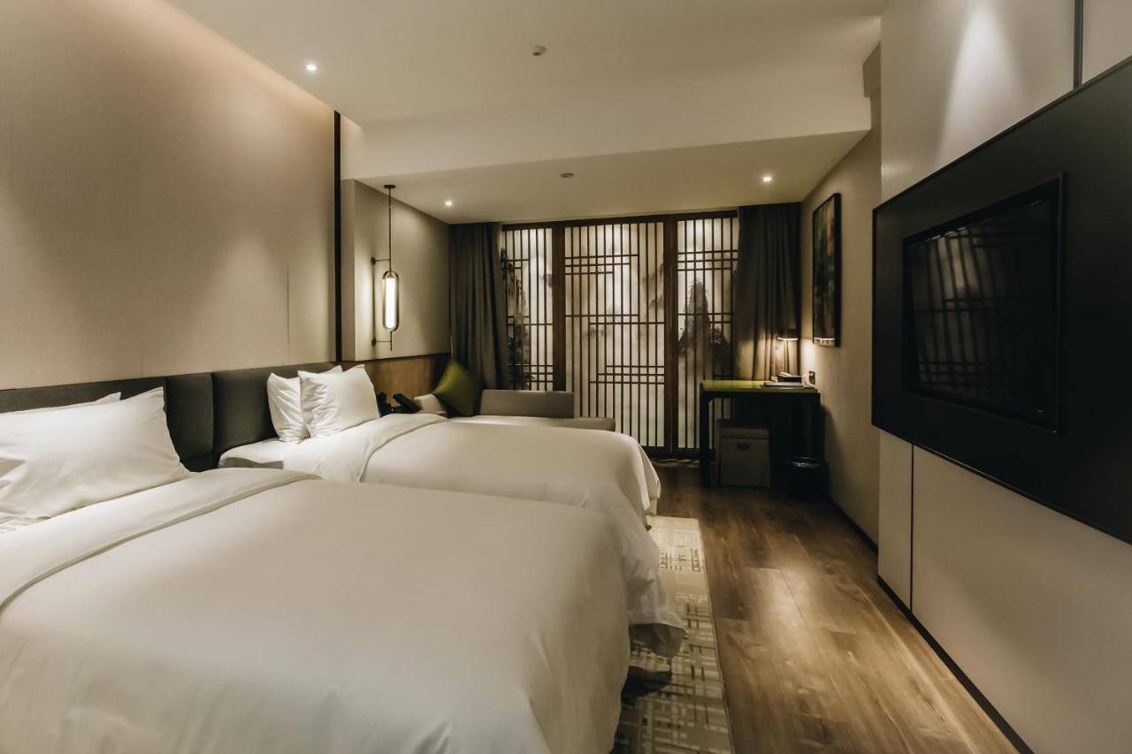 Orienwit Hotel-free Shuttle Bus Fir Fair