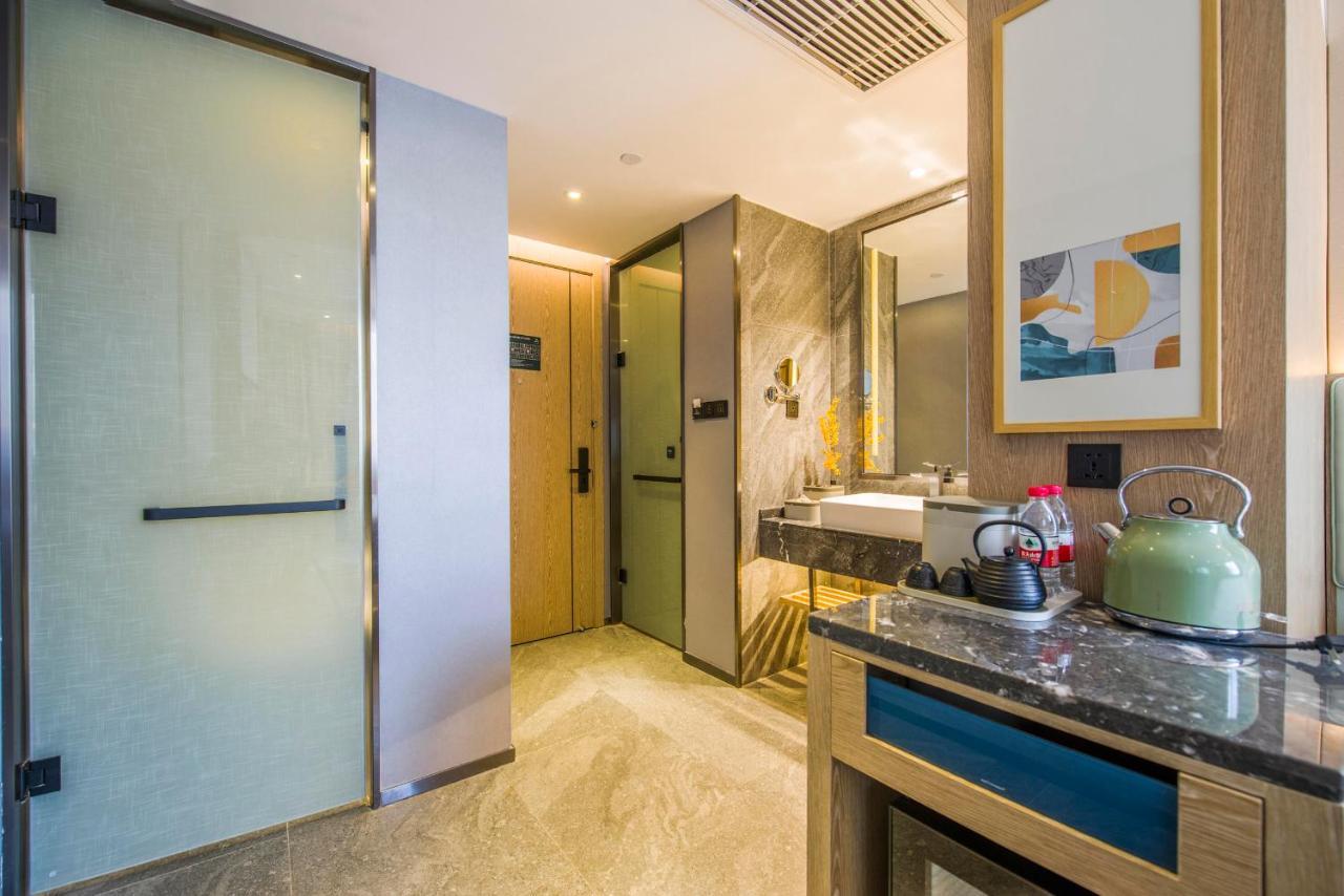 Hotel Atour X Zhujiang New Town Tianhe Park Station-free Shuttle Bus To Fair 5*