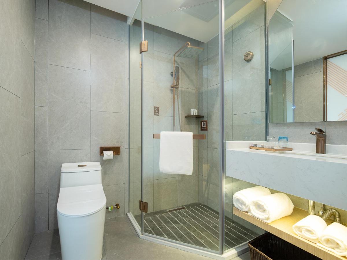 Chaoman -guangzhou Shijing Plaza Xiaoping Subway Station 3* Guangzhou