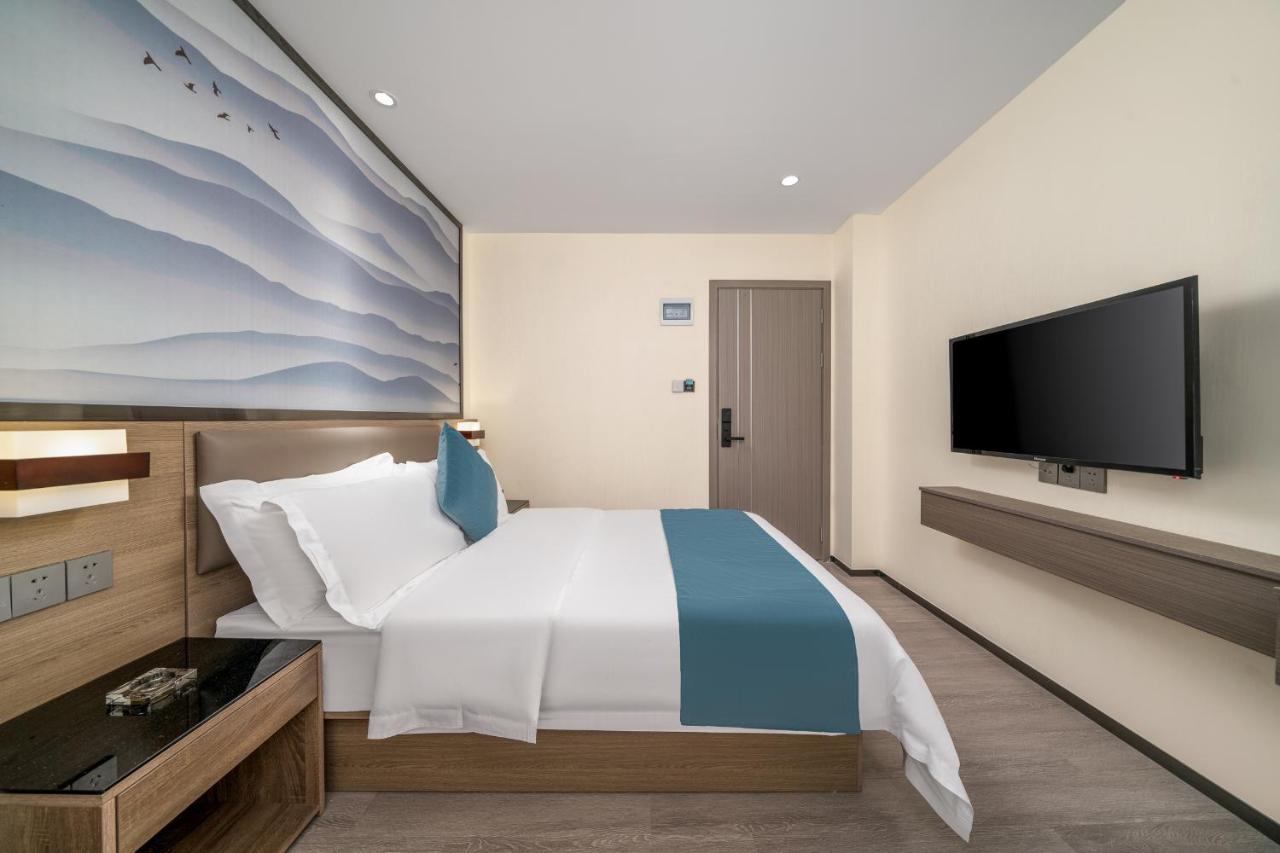 Hotel Pomegranate - Yuexiu Park Railway Subway Station 3*