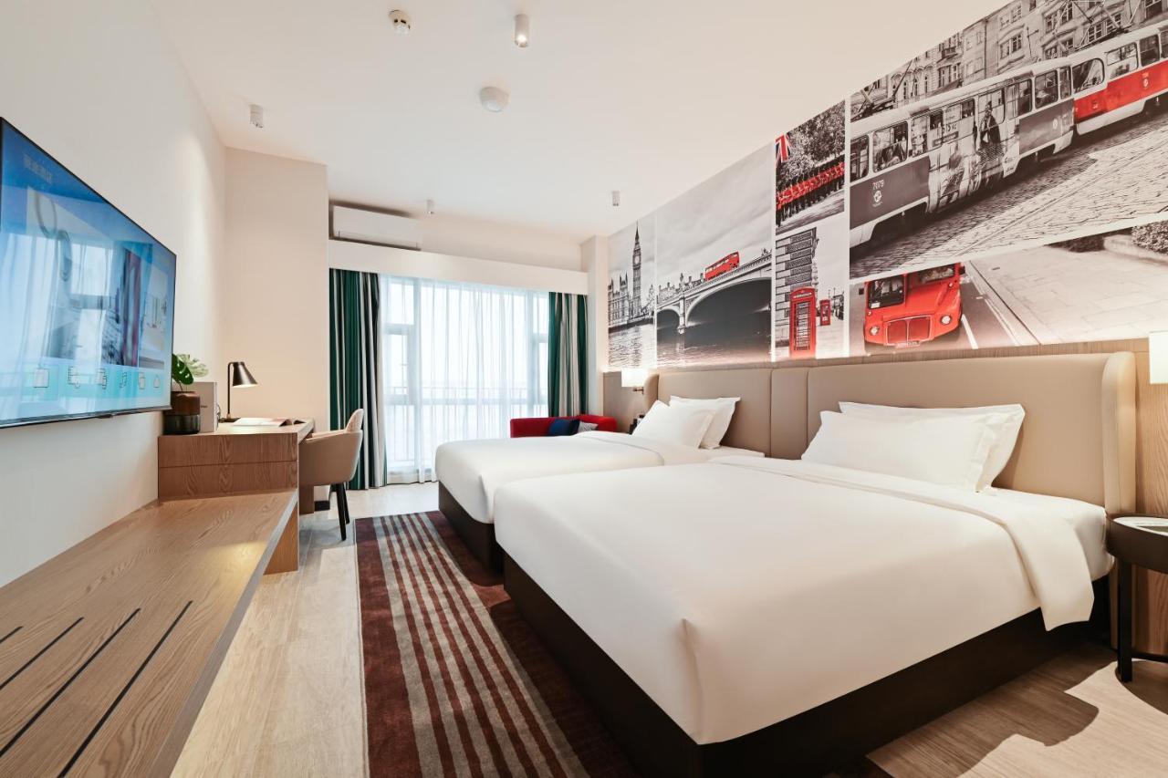 Hotel Livetour Luogang Science