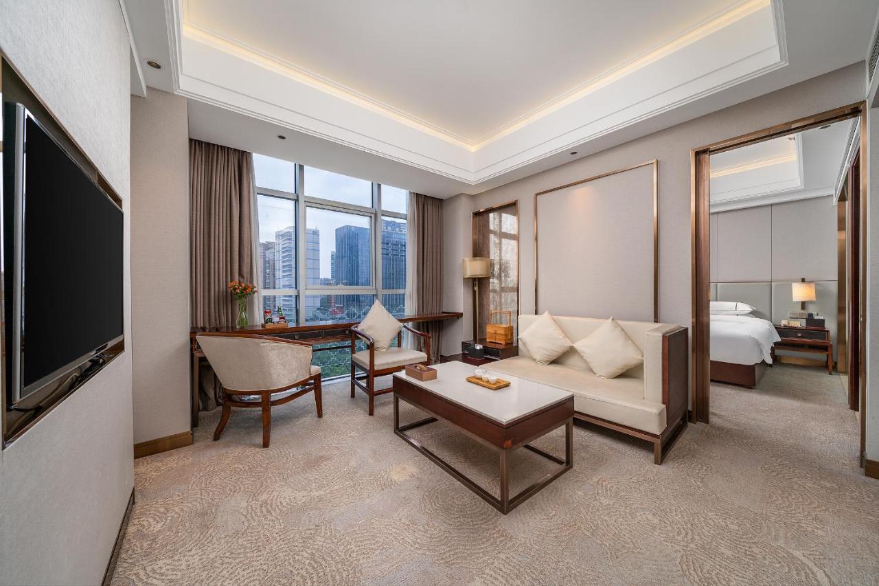 Hotel Lucky International Pazhou Convention And Exhibition Center Zhujiang New Town Branch - Free Shuttle Bus To Fair Complex During Fair Period & Overseas Buyers Registration Service & Free Vpn Internet Access Guangzhou