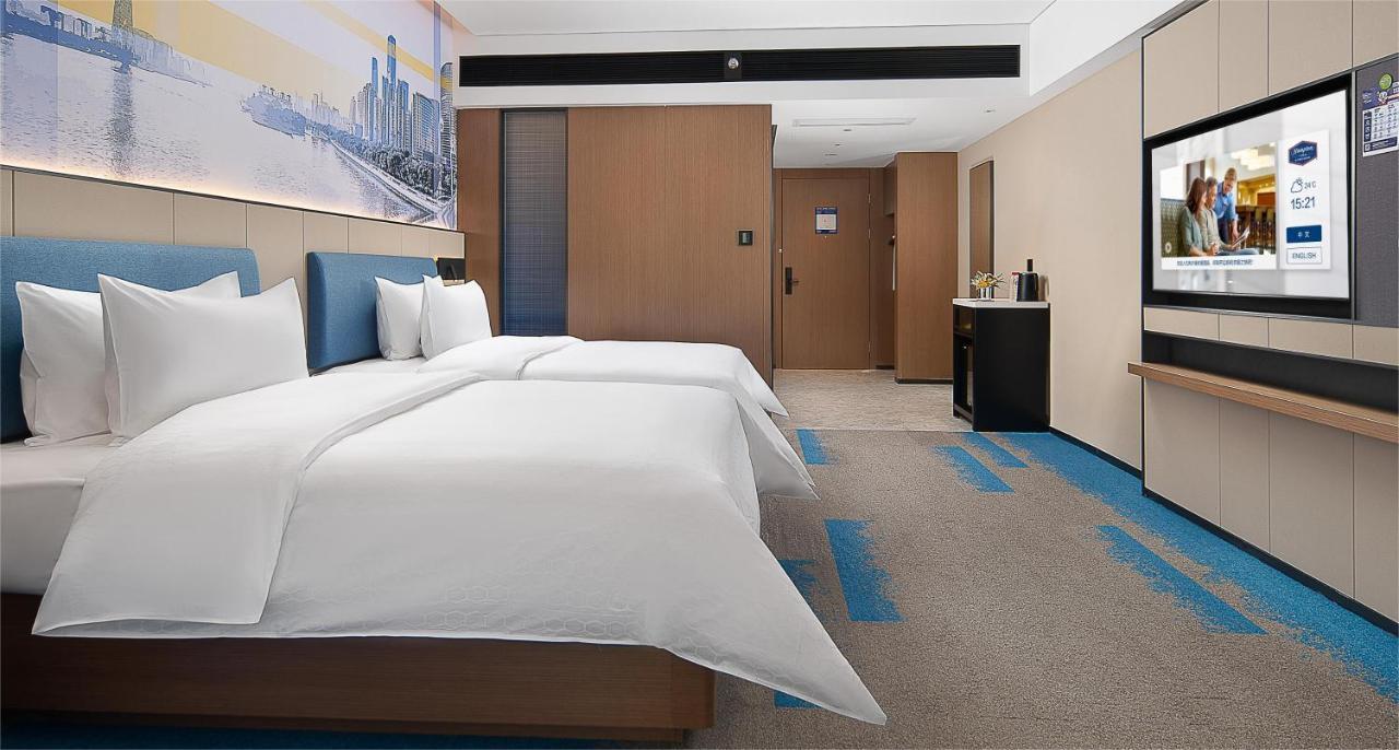 Hampton By Hilton Railway Station 4*