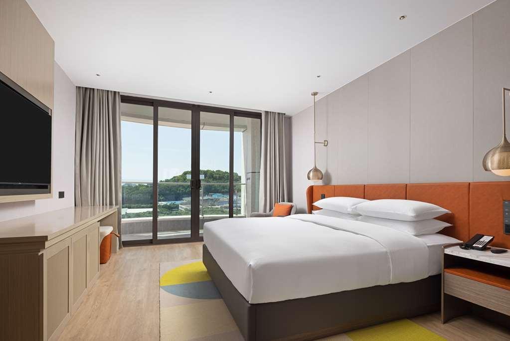 Hotel Home2 By Hilton Conghua