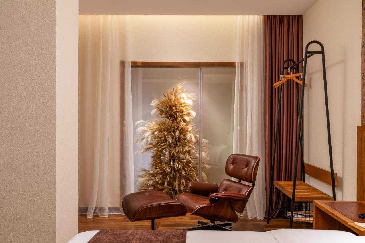 James Joyce Coffetei- Beijing Road Metro Station Pedestrian Street Branch Hotel 4*