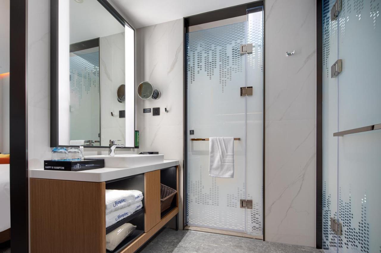 Hampton By Hilton Xintang Offers Complimentary Shuttle Services During Phase 1 And Phase 2 Of The Fair Hotel
