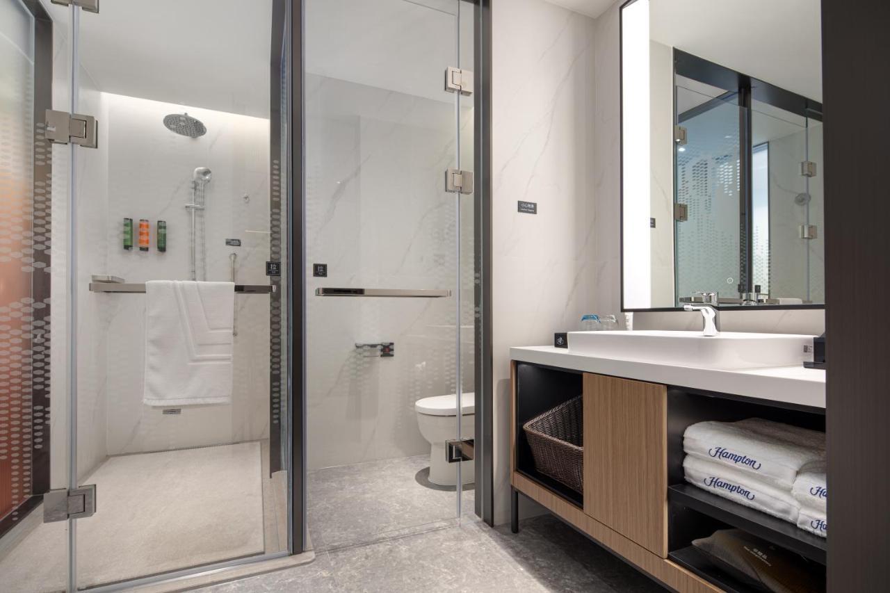 Hampton By Hilton Xintang Offers Complimentary Shuttle Services During Phase 1 And Phase 2 Of The Fair Hotel