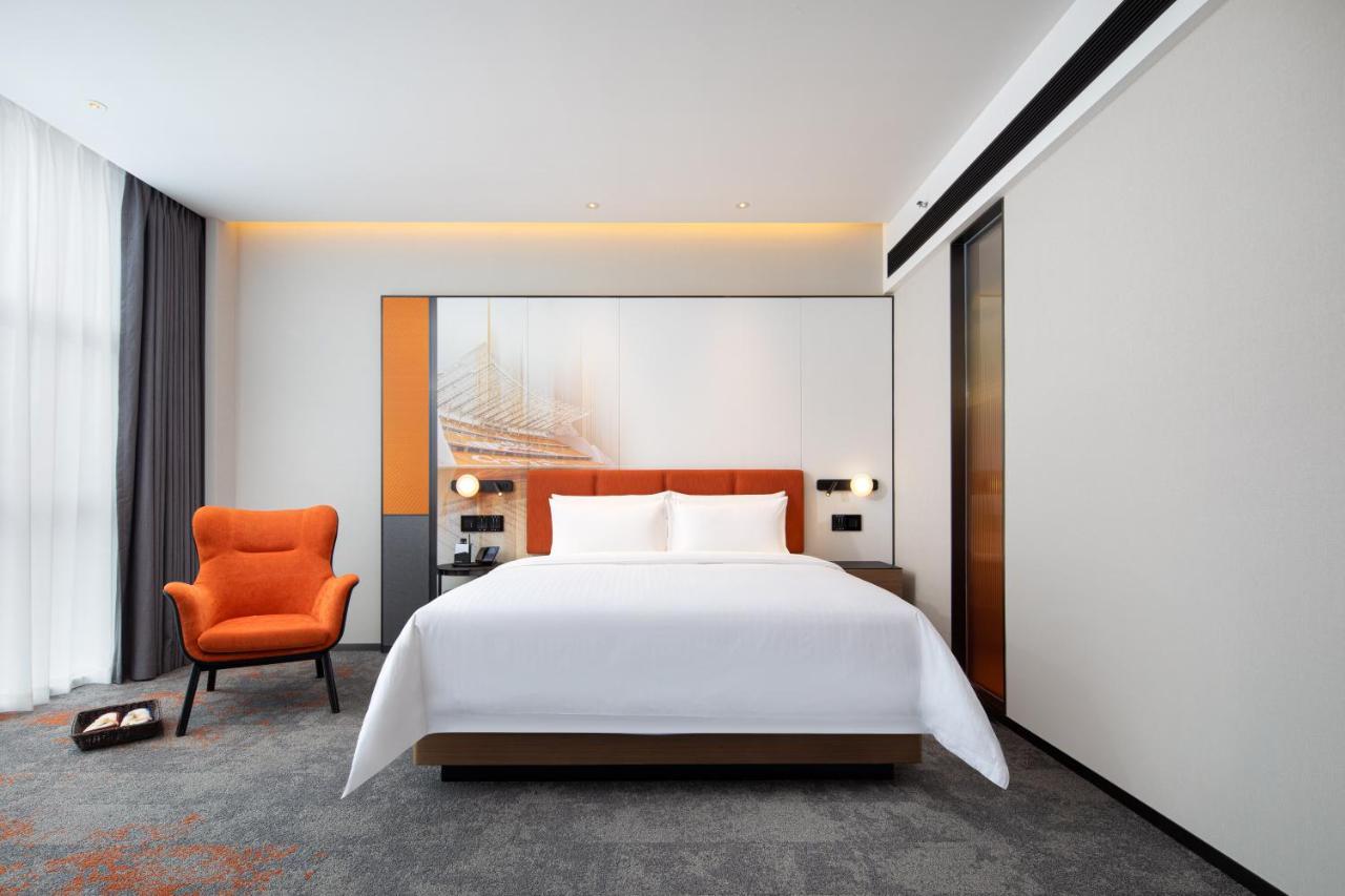 Hampton By Hilton Xintang Offers Complimentary Shuttle Services During Phase 1 And Phase 2 Of The Fair Hotel