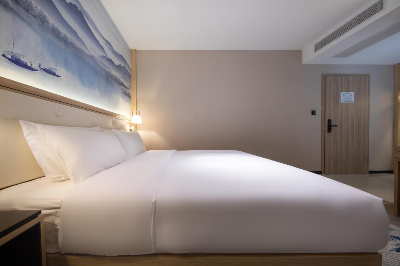 Ausotel By Argyle Baiyun International Airport Renhe Metro Exit B 4*