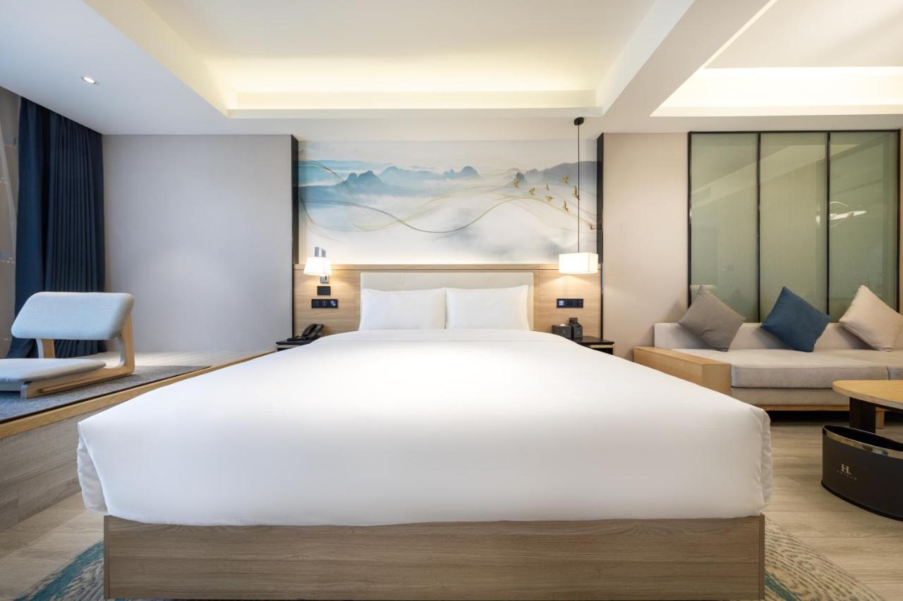 Ausotel By Argyle Baiyun International Airport Renhe Metro Exit B Hotel