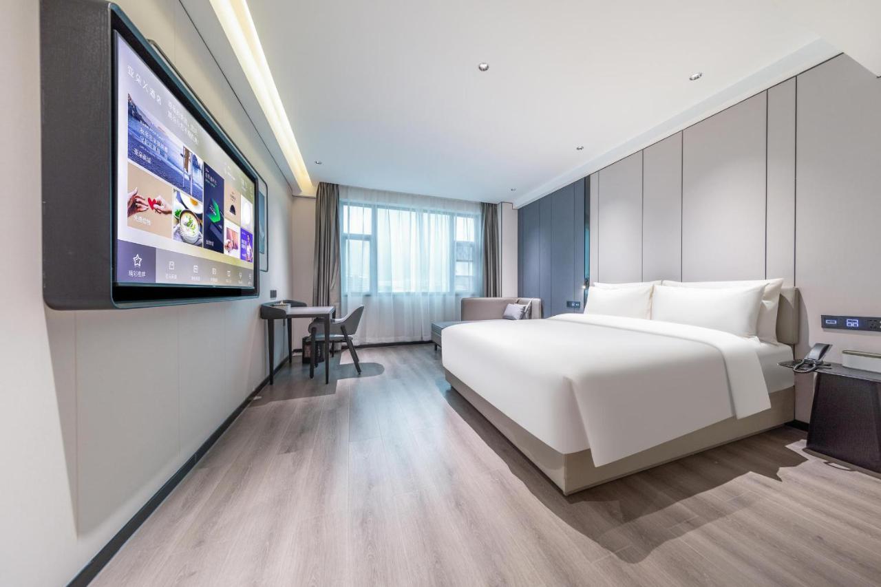 Hotel Atour X Baiyun International Airport Renhe Station 3*
