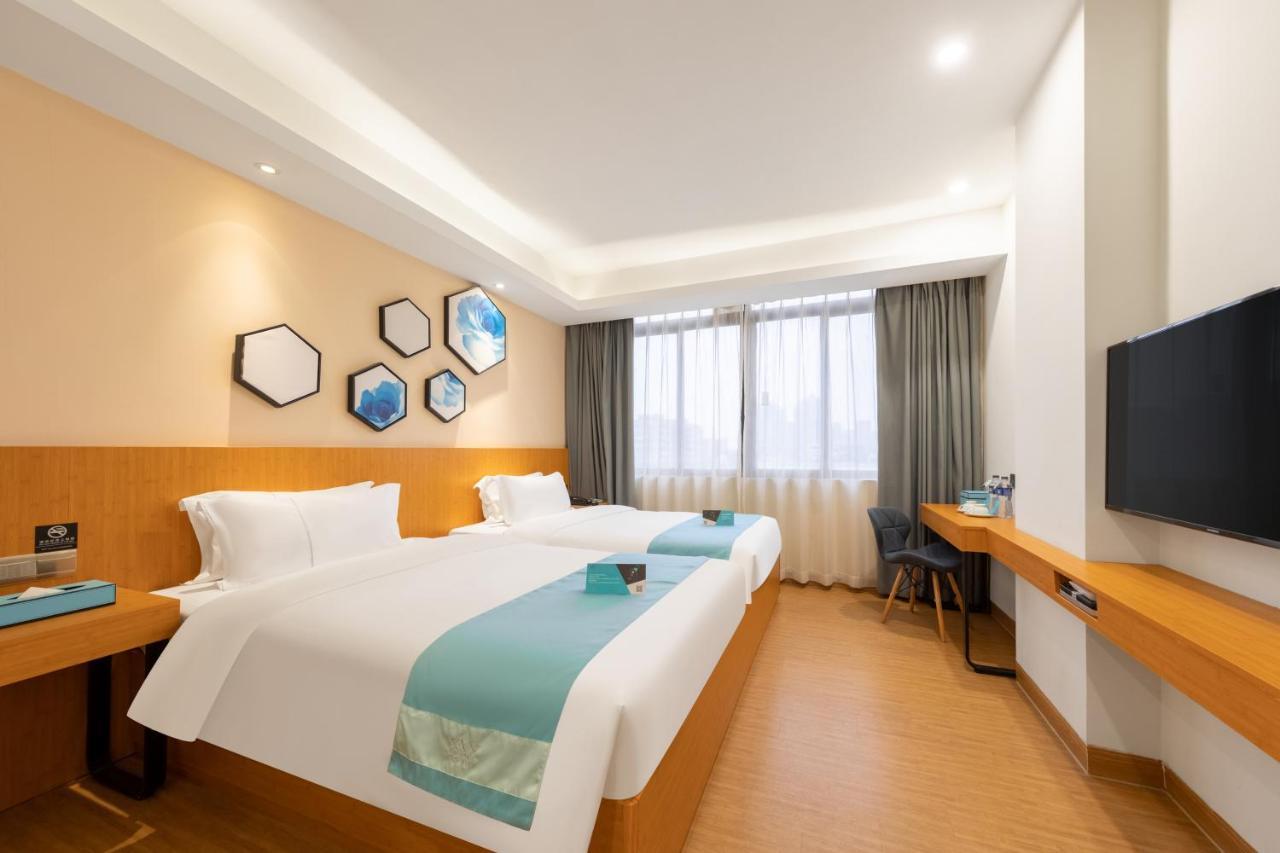 Xana Lite - Fangcun Huadiwan Metro Station Hotel 3*