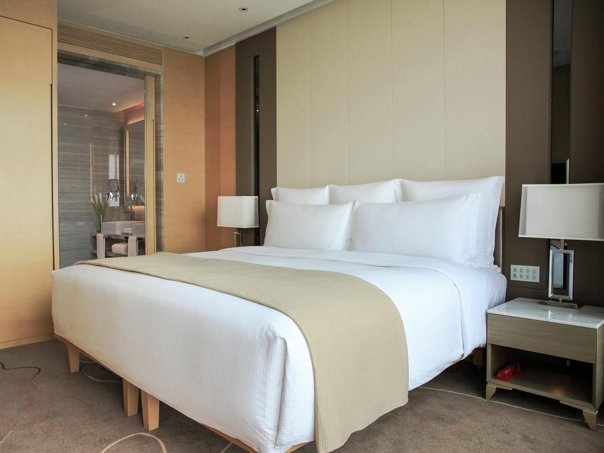Hotel Langham Place - Walking Distance To Fair & Overseas Buyers Registration Service Guangzhou