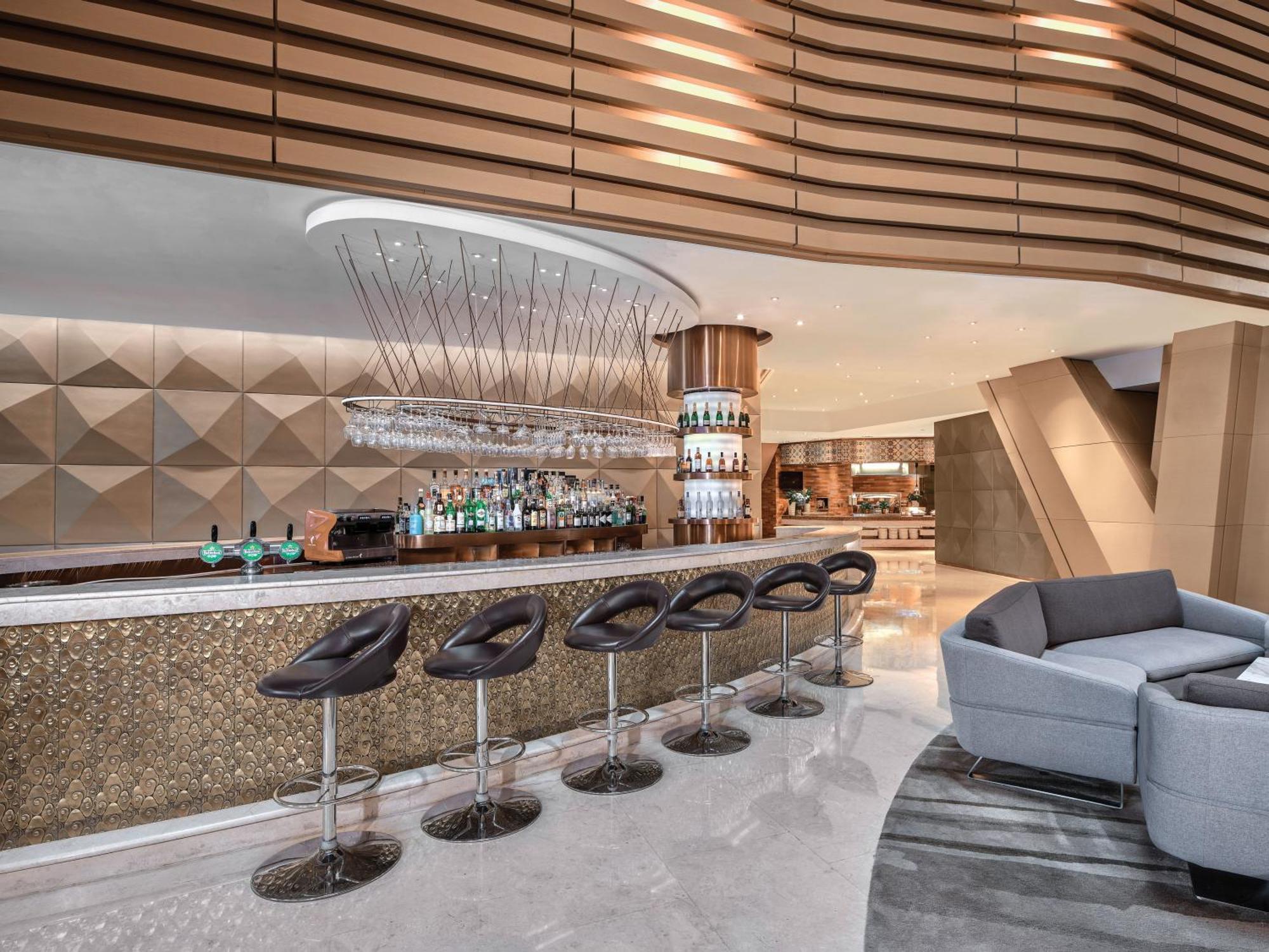 Hotel Langham Place - Walking Distance To Fair & Overseas Buyers Registration Service 5*
