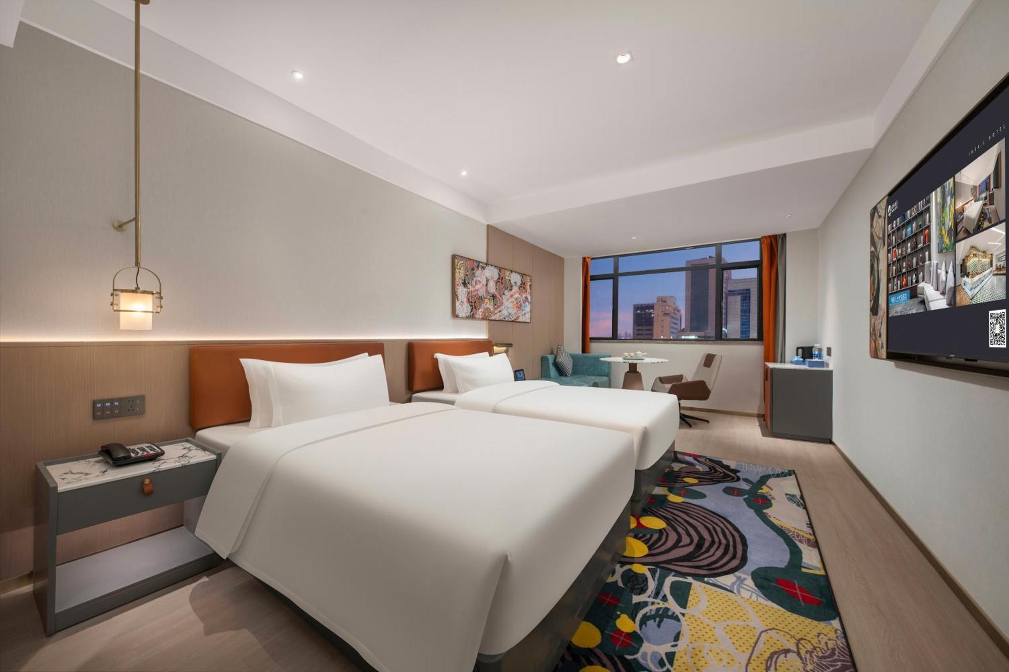 Insail Beijing Road Pedestrian Branch 4*