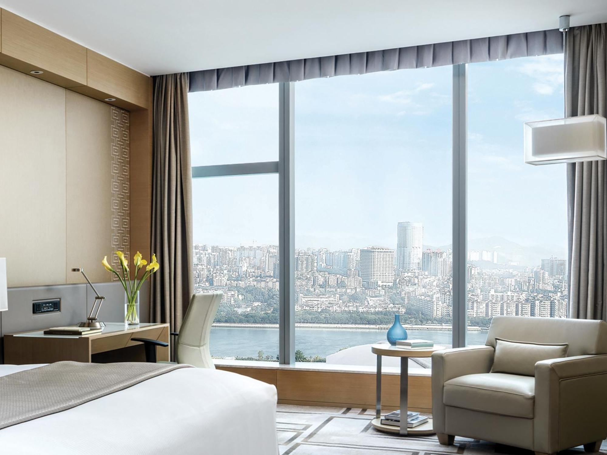 Hotel Langham Place - Walking Distance To Fair & Overseas Buyers Registration Service