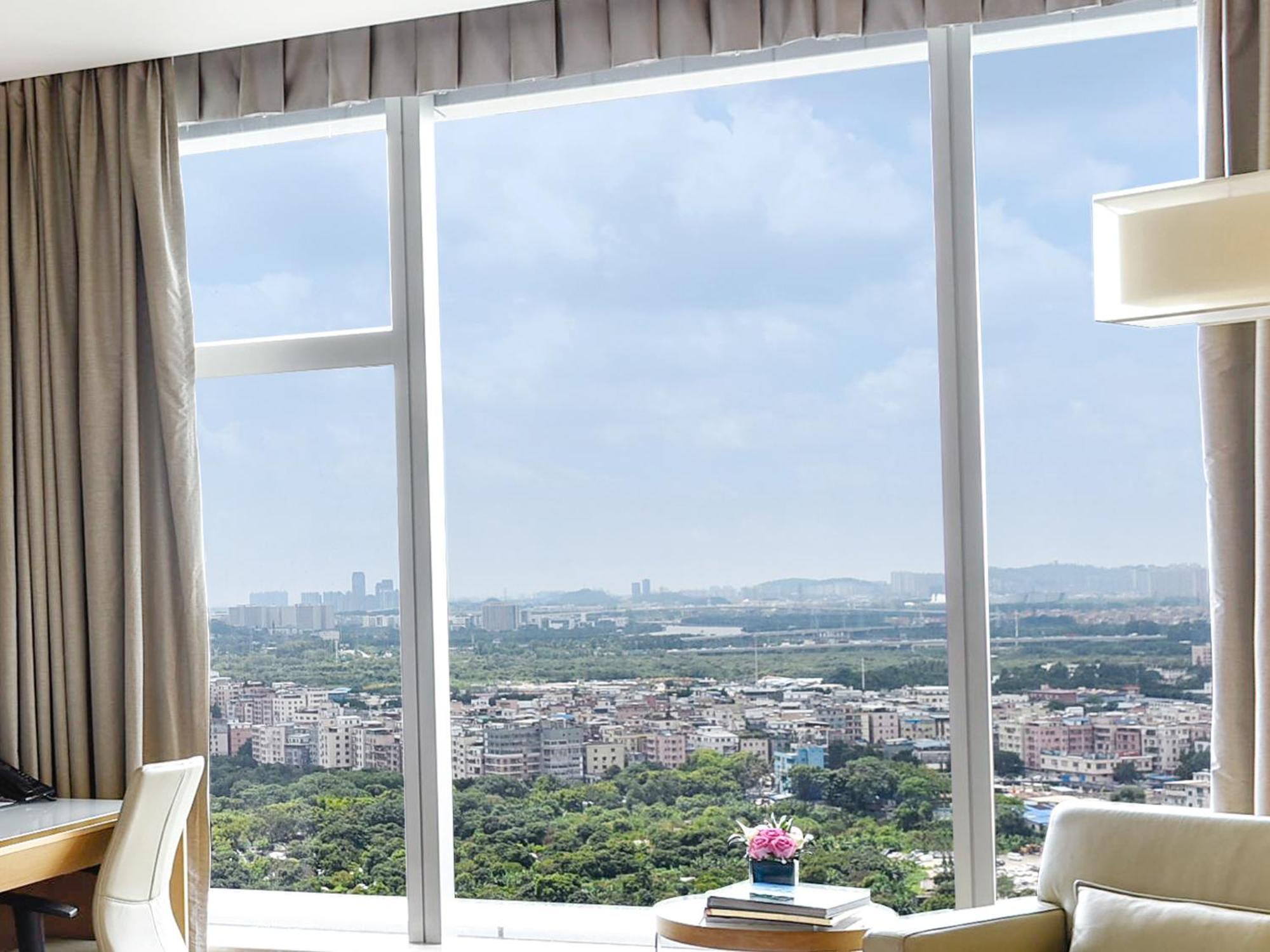 Langham Place - Walking Distance To Fair & Overseas Buyers Registration Service Hotel 5*