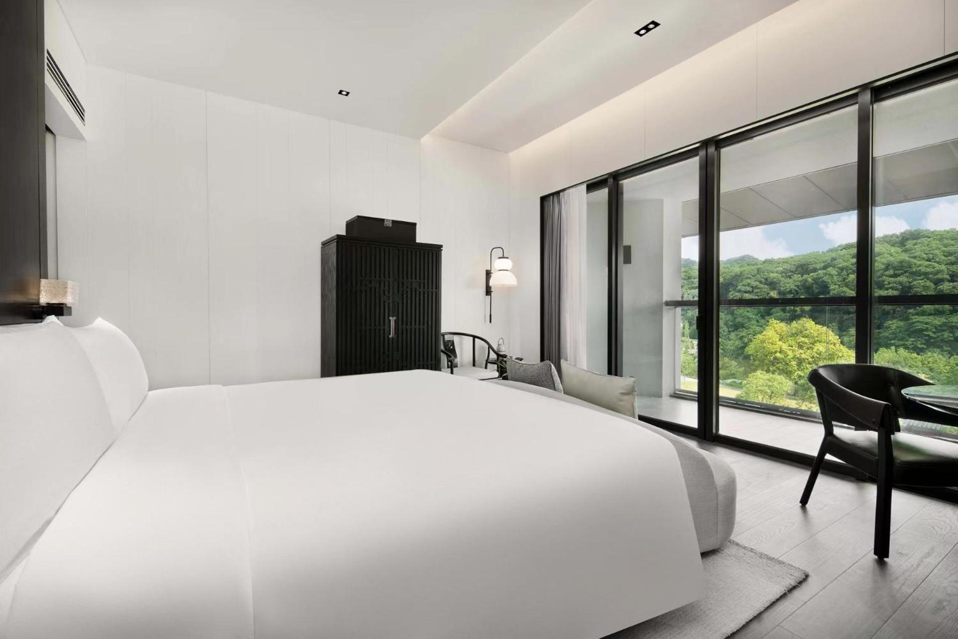 Oriental Hotel Guangzhou