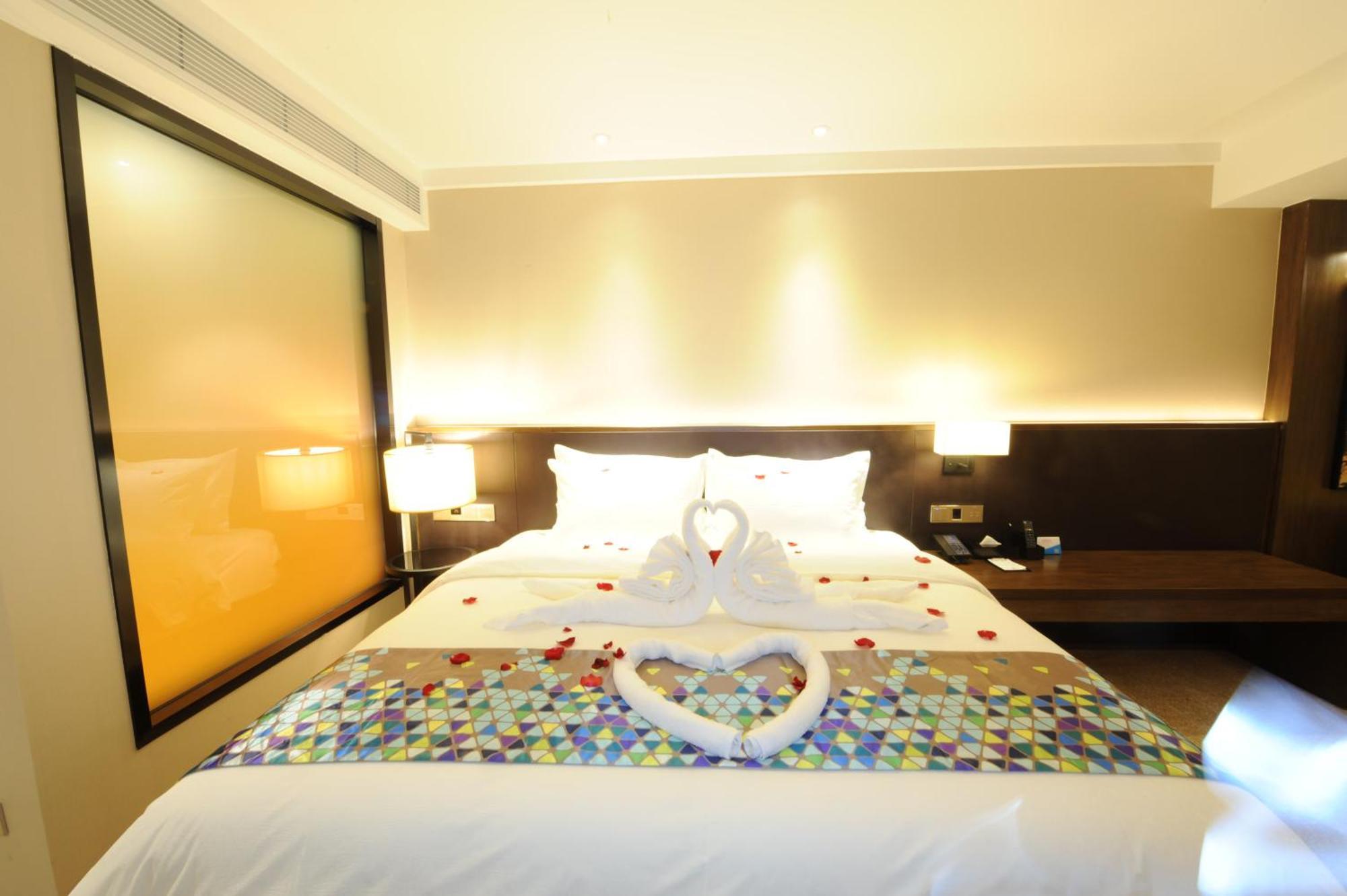 Chao Man - Railway Station Sanyuanli Metro Station Hotel Guangzhou