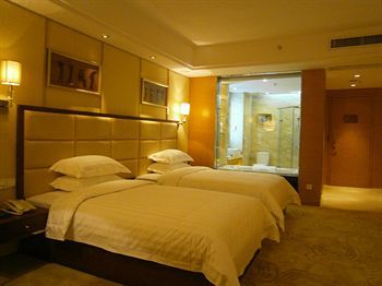 Aoyuan Golf 4*