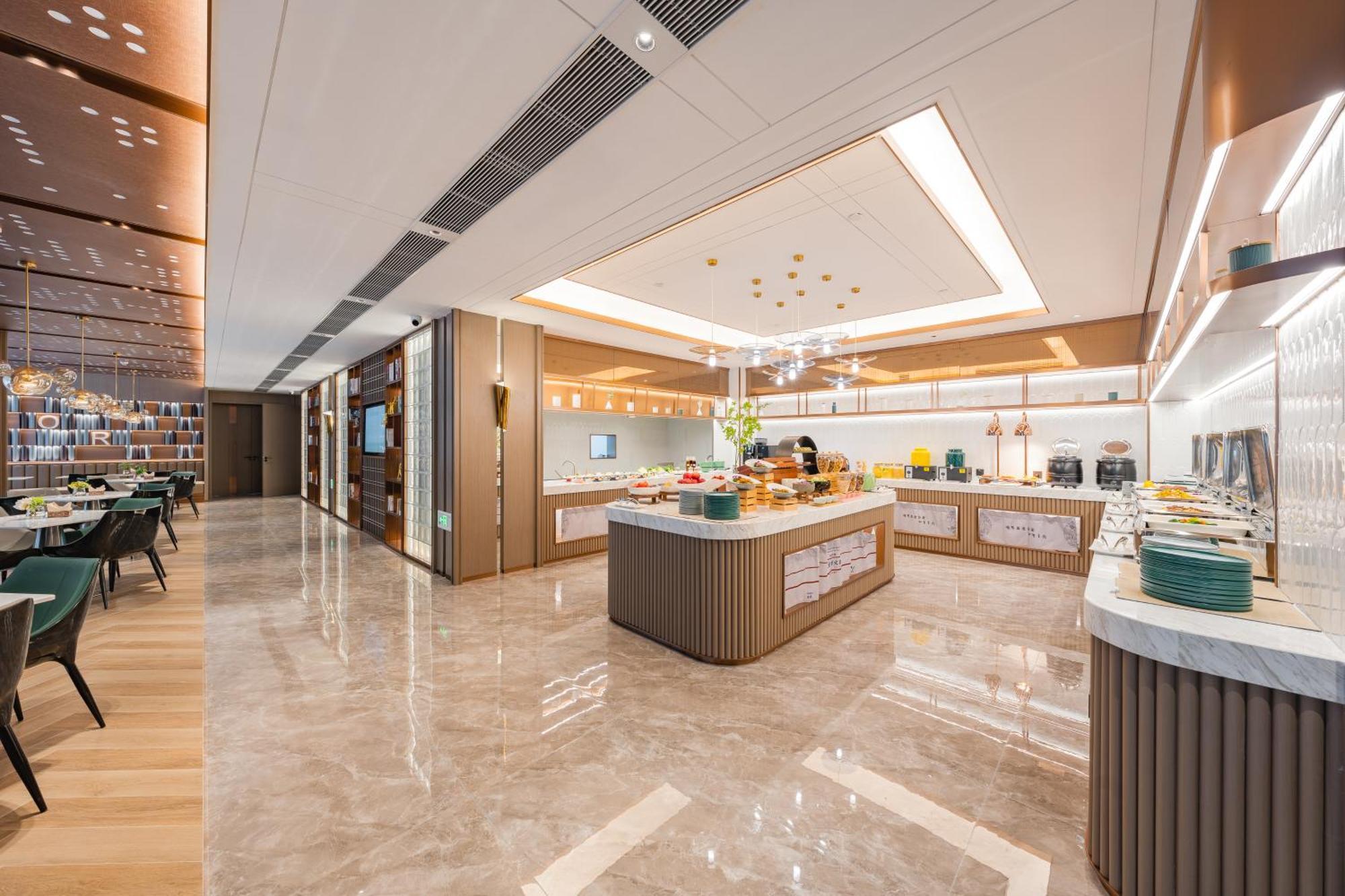 Atour Pazhou Exhibition Center Information Port