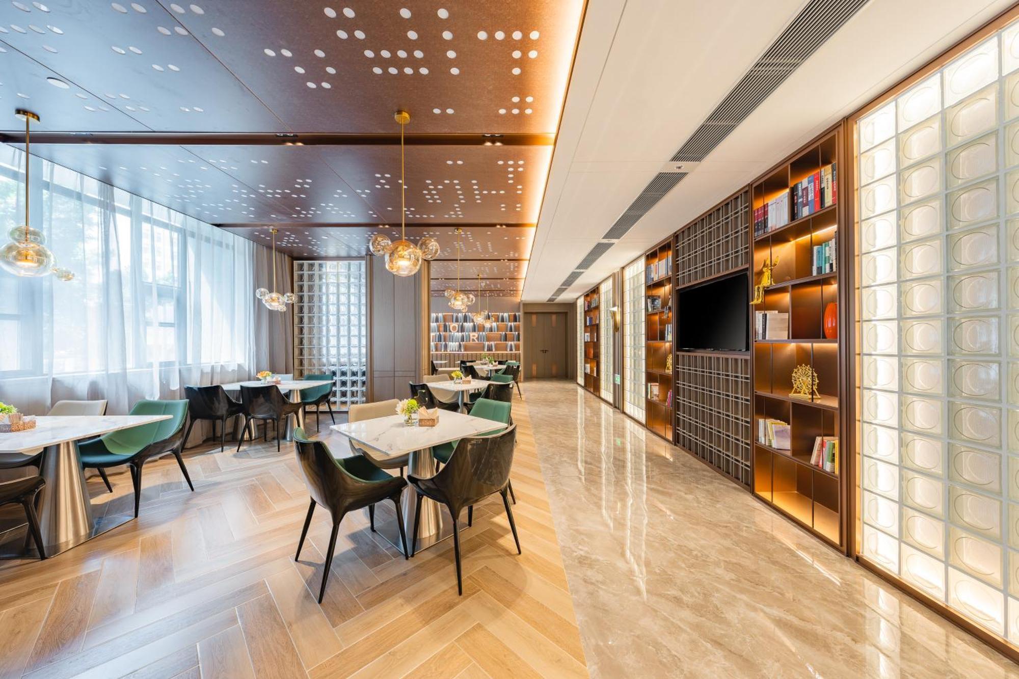 Hotel Atour Pazhou Exhibition Center Information Port
