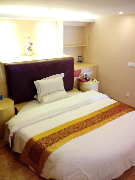Manhattan Hotel Guangzhou 3*