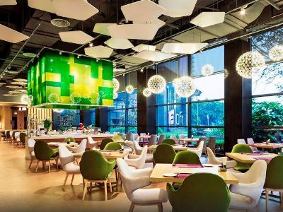 Hotel Aloft Park 4*