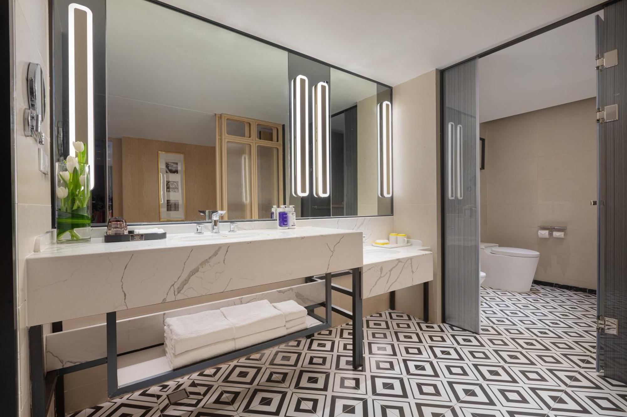 Voco Shifu By Ihg Hotel 5*