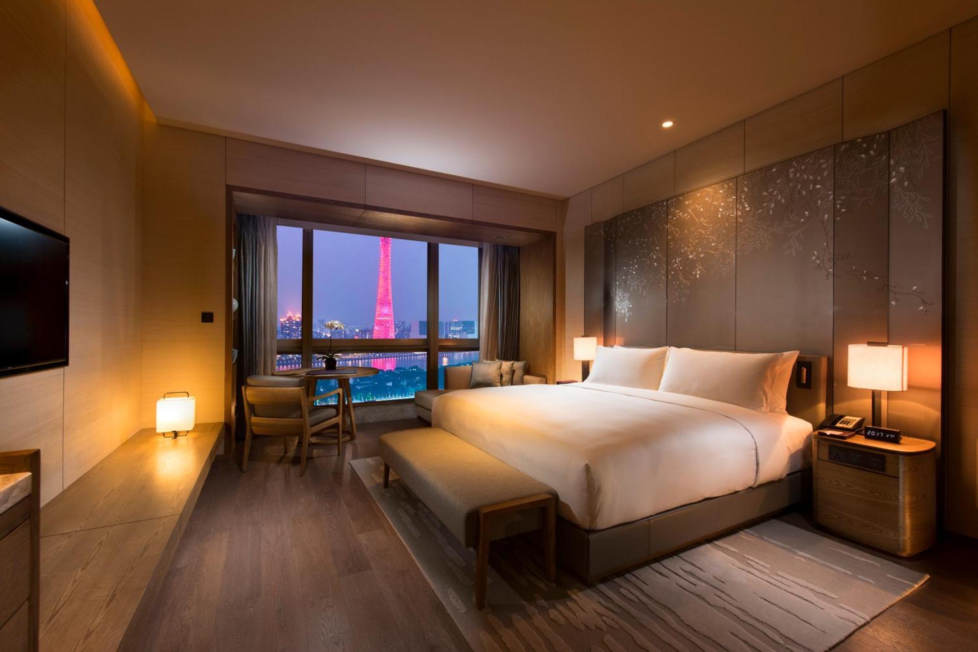 Conrad - Free Shuttle Between And Exhibition Center During Fair & Exhibitor Registration Counter Hotel Guangzhou
