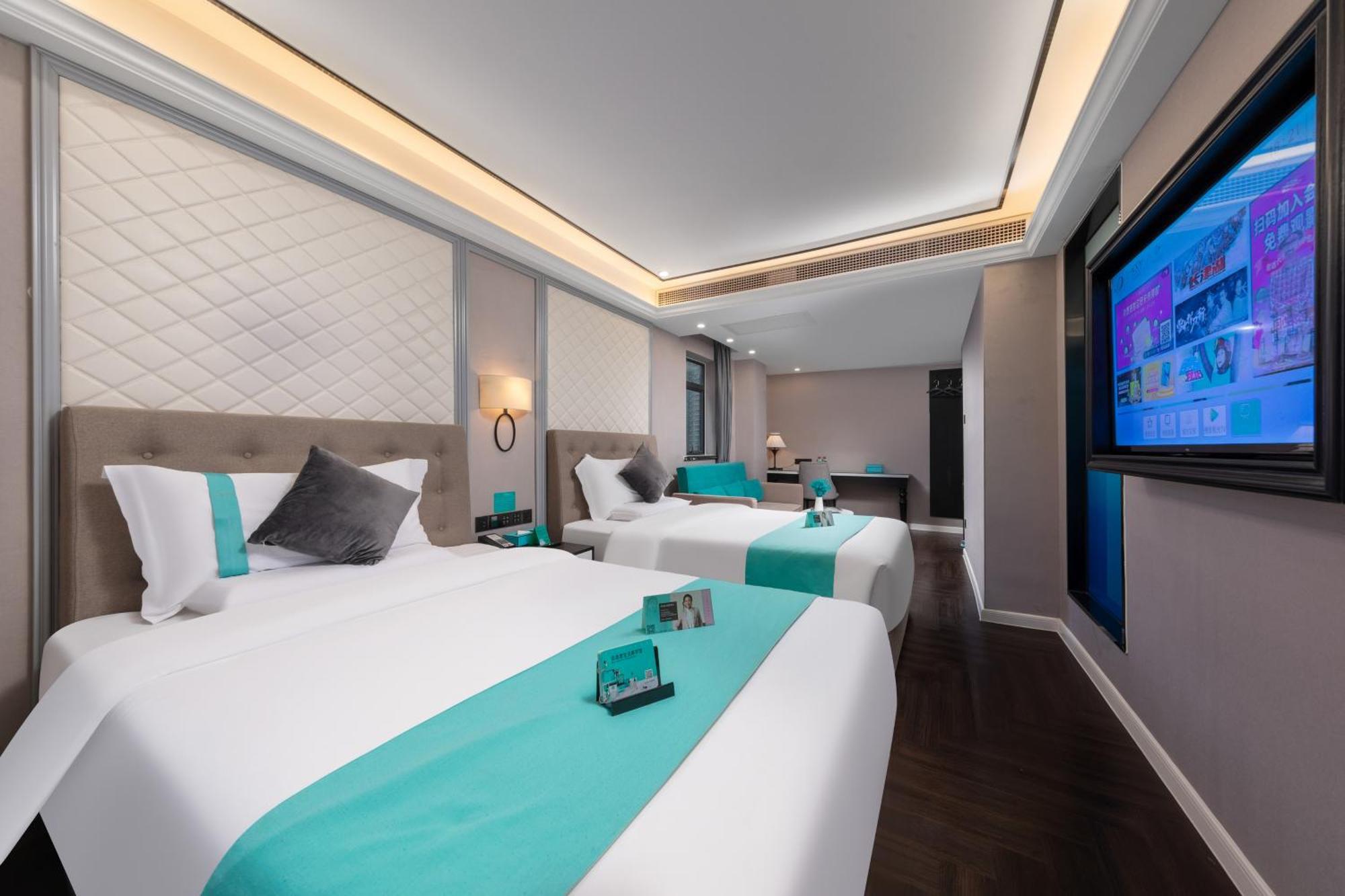 Hotel Xana Hotelle - Guangzhou Jiangnanxi Metro Station 4*