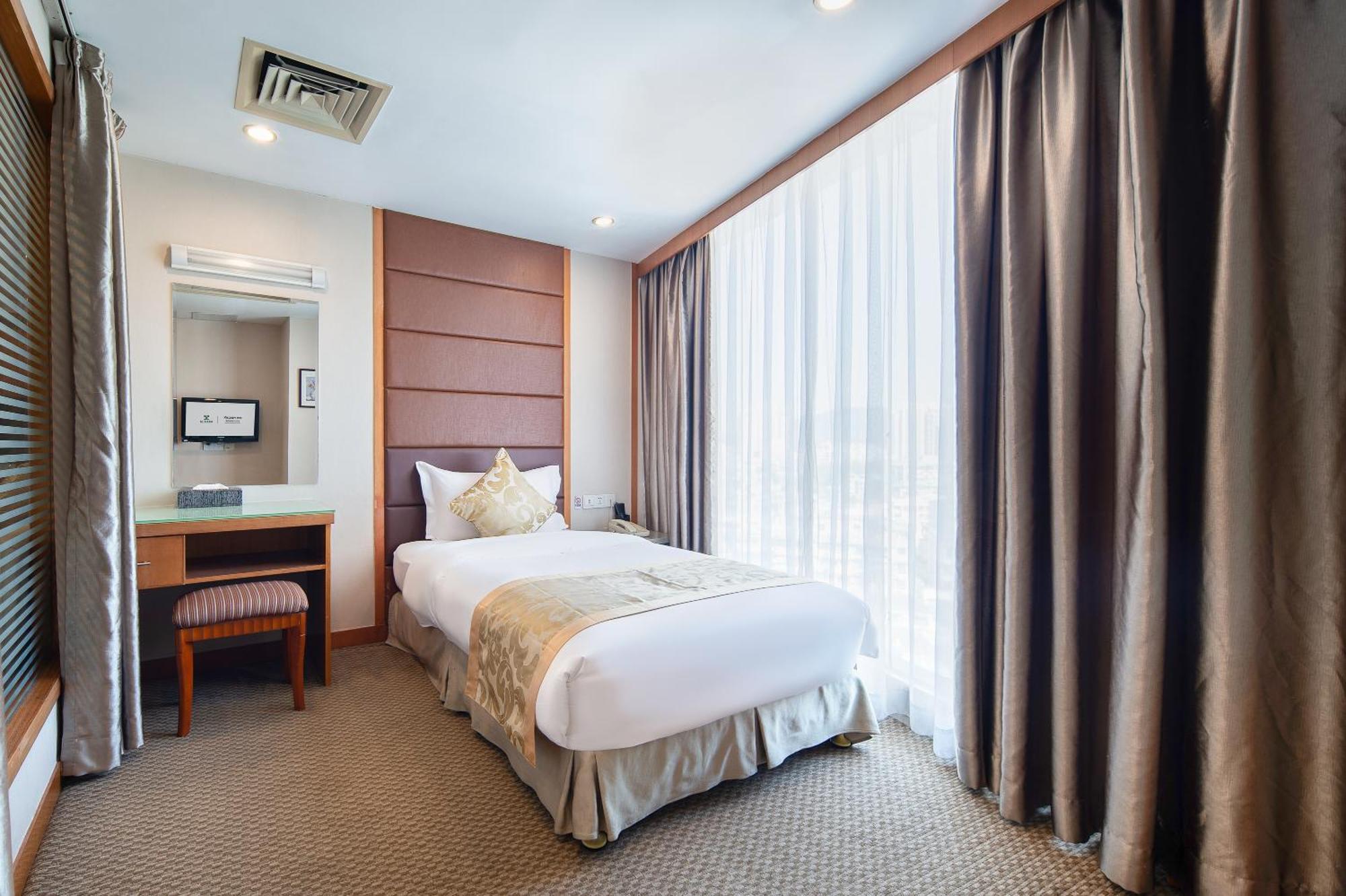 Hotel Yihe Ouzhuang 4*