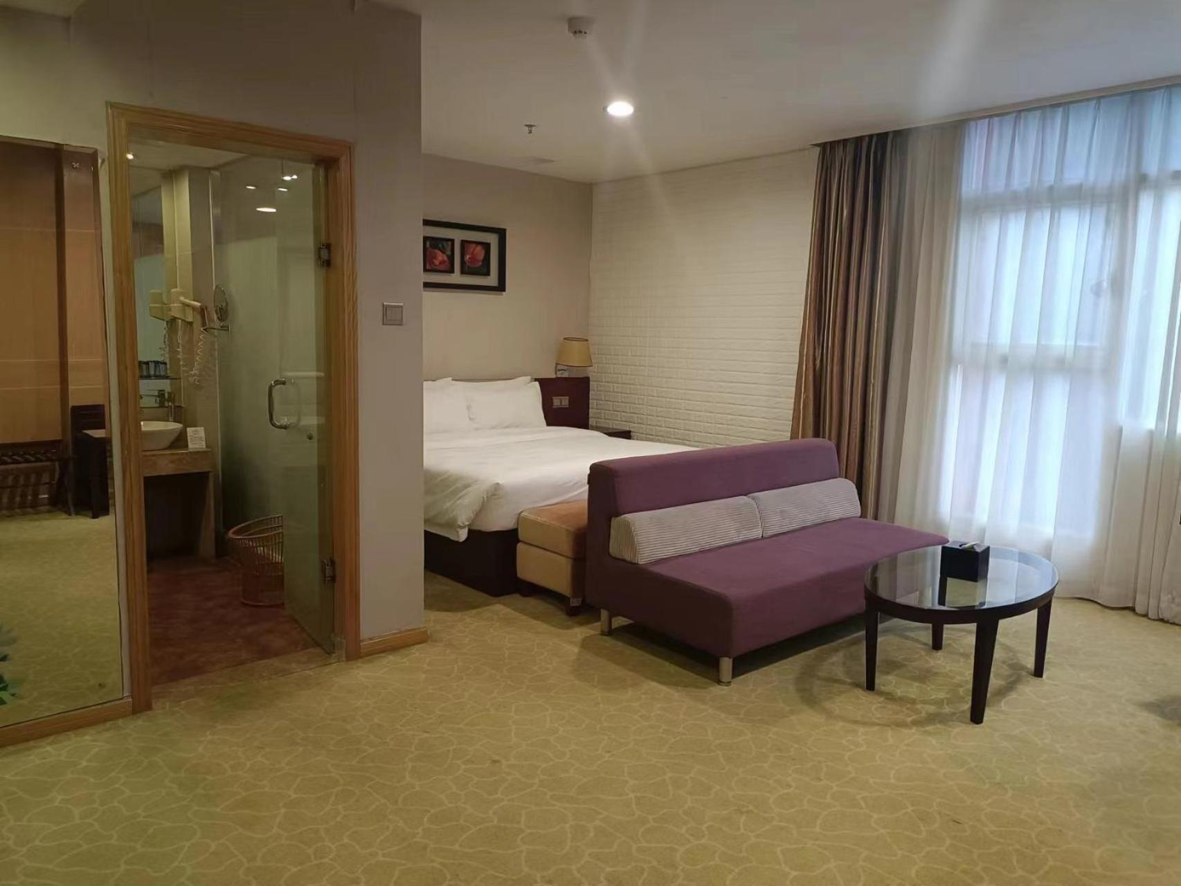 Guangdong Baiyun 3*